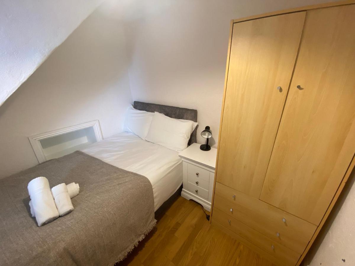 2 Bed Townhouse Eyre Square City Centre Голуэй Экстерьер фото